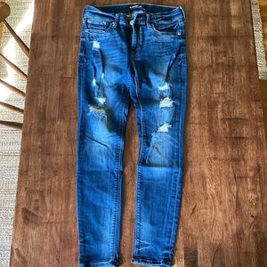 Express Dark Wash Distressed Jeans | size 2P